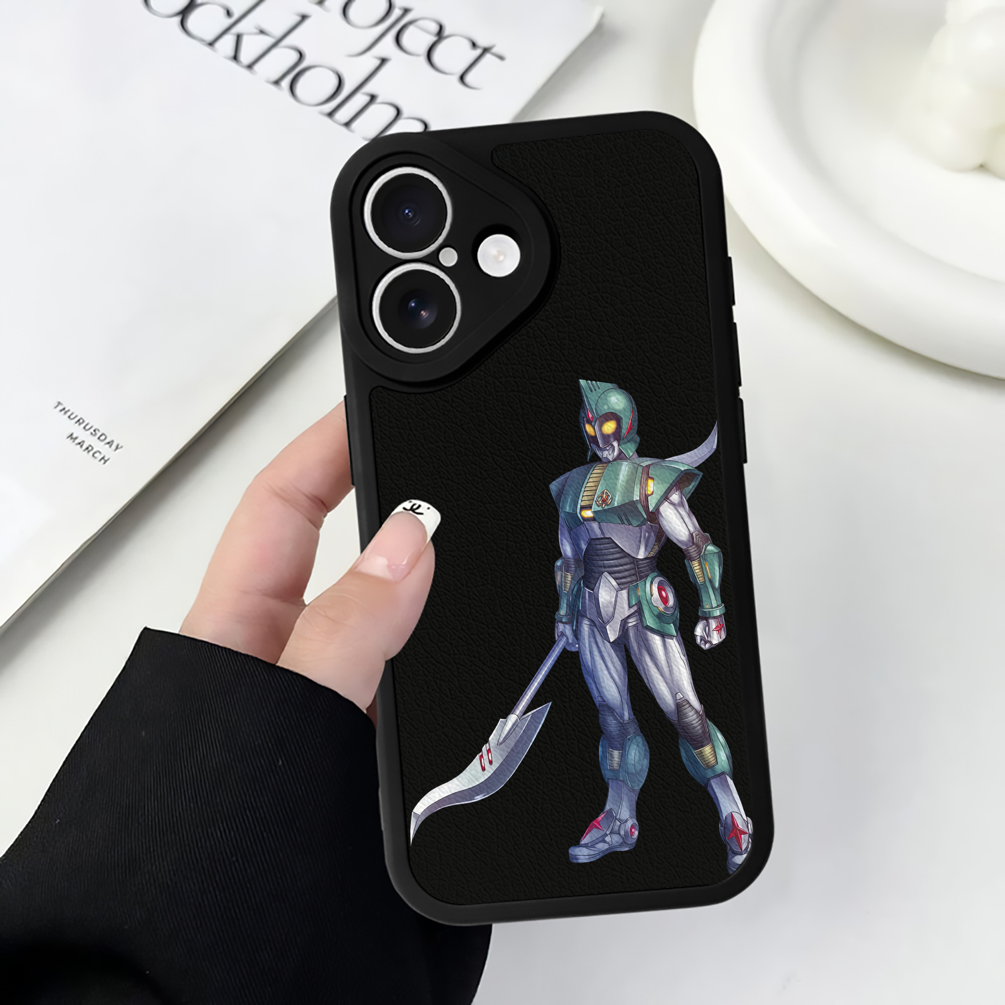 （画像用） ウルトラマン Ultraman 【iPhone 16シリーズ対応】シリコンスマホケース（レザー調） 材質：シリコン